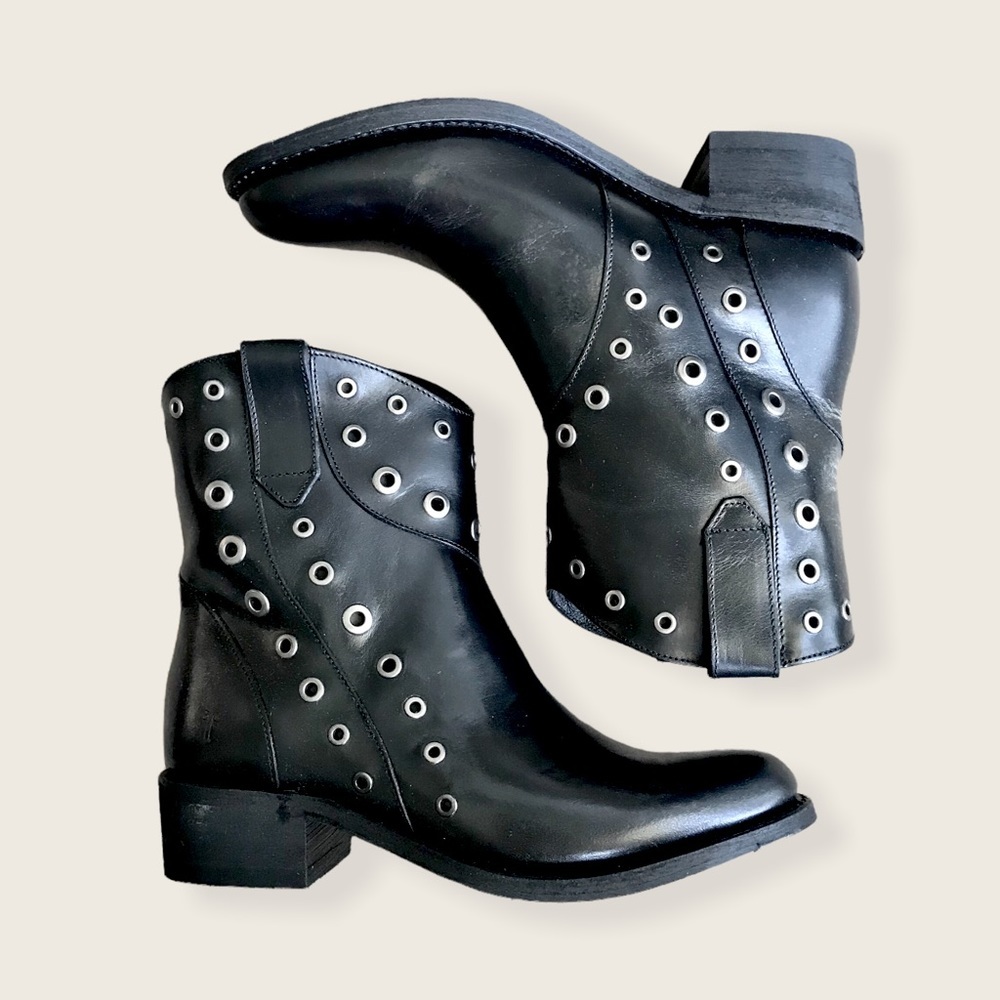 Frye Diana Grommet Black Leather Studded Short Moto Pull On Western Ankle Boots - Picture 14 of 14